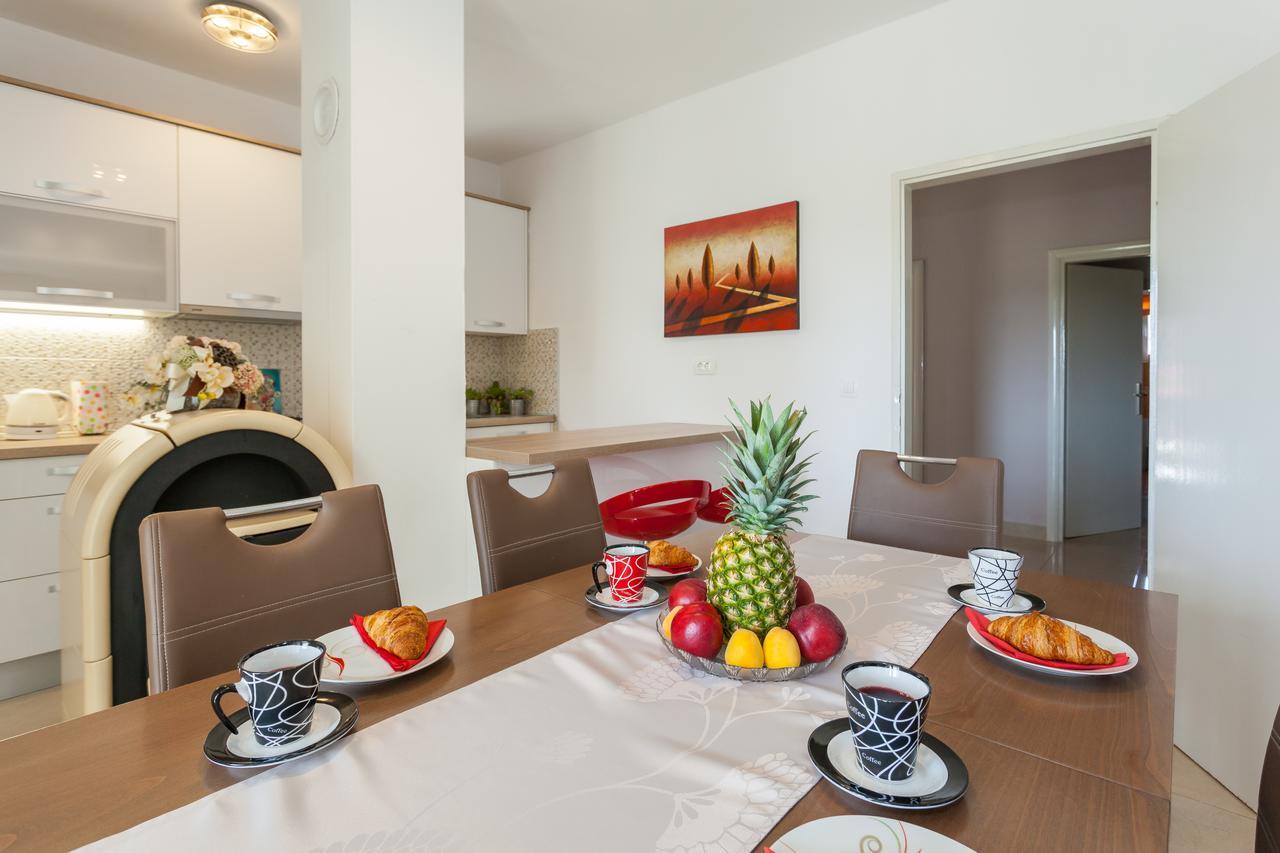 Apartment Klara Biograd Na Moru Dış mekan fotoğraf