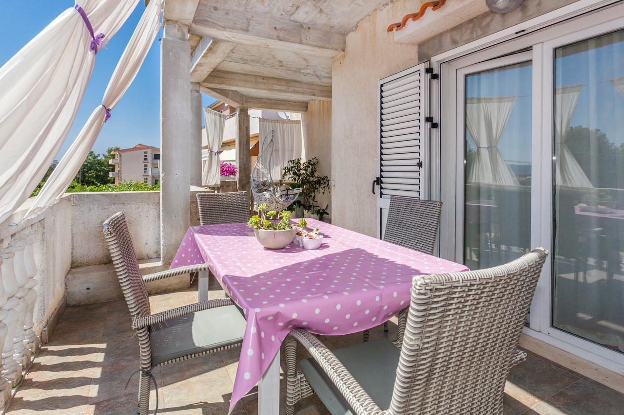 Apartment Klara Biograd Na Moru Dış mekan fotoğraf